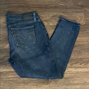 Levi’s Dark Rinse Mid Rise Crop
